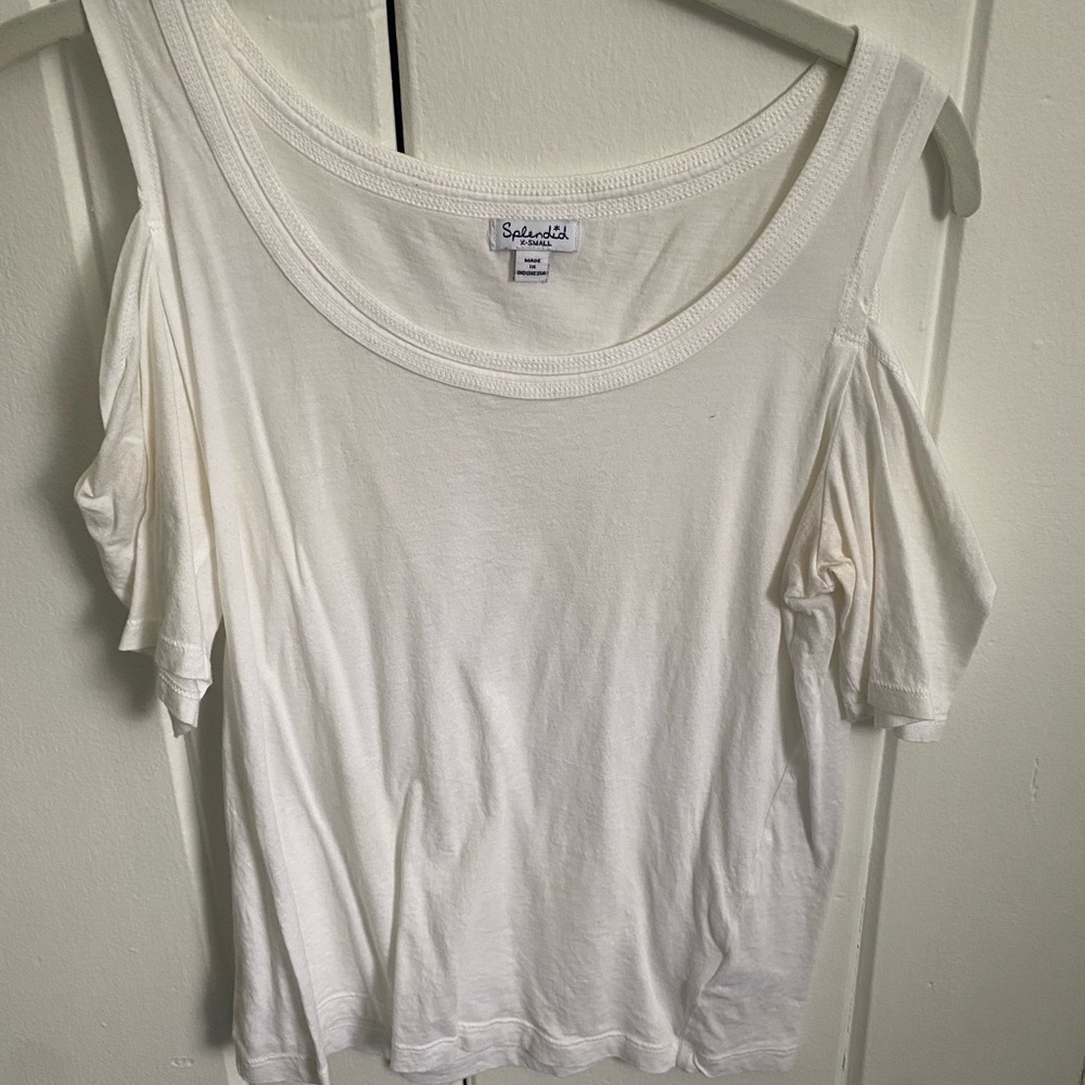 Splendid off the shoulder tee. Size xs